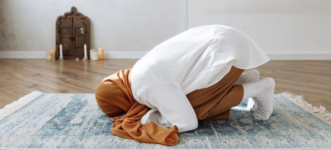 3 Ways Our Practice of Salah (Prayer) and Dhikr (Meditation) Deeply Benefits Our Well Being