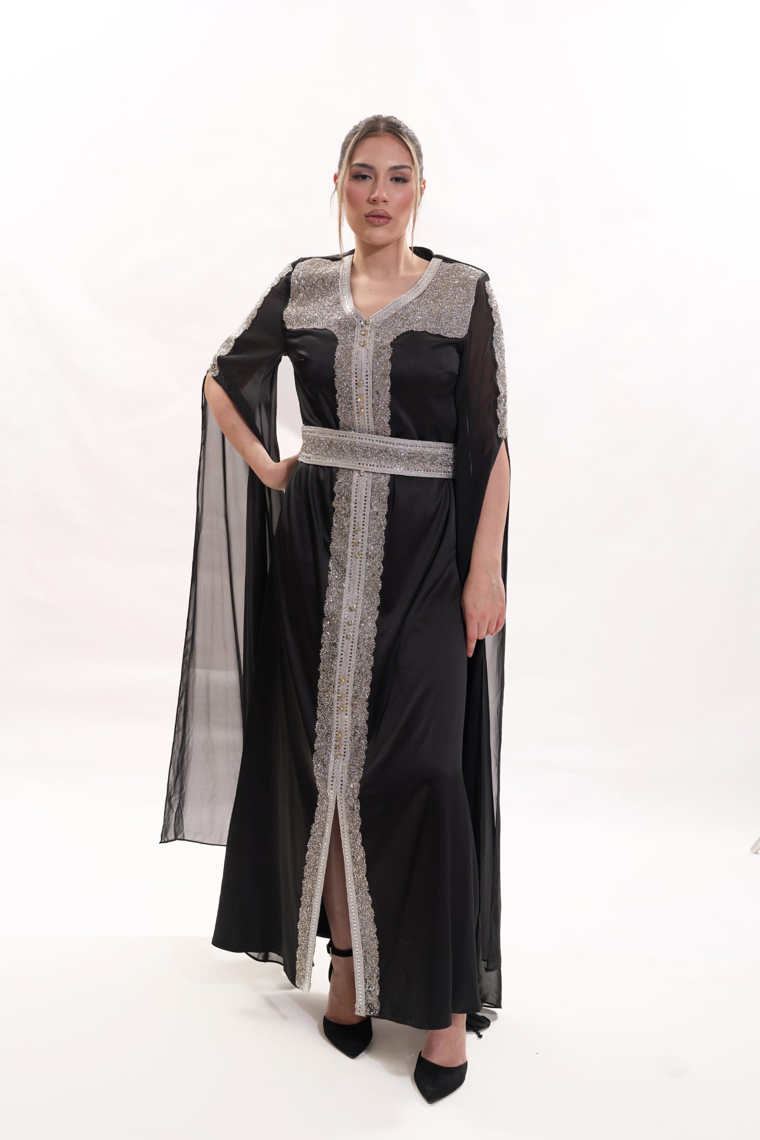 HEIR CAPE SLEEVE KAFTAN