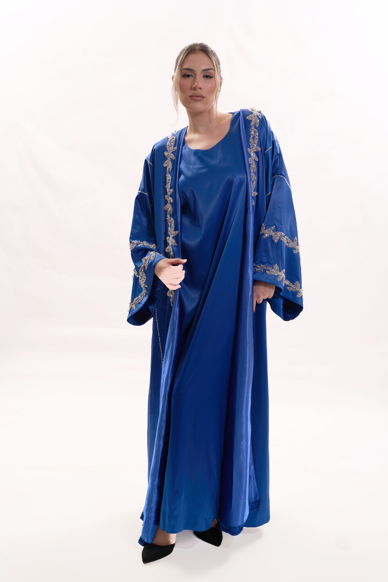 CROWN SATAN 2-PIECE ABAYA SET